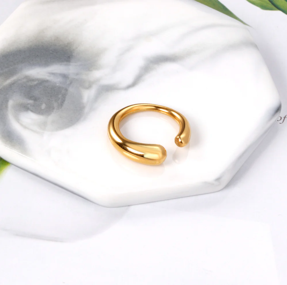 FIALA Waterdrop Ring
