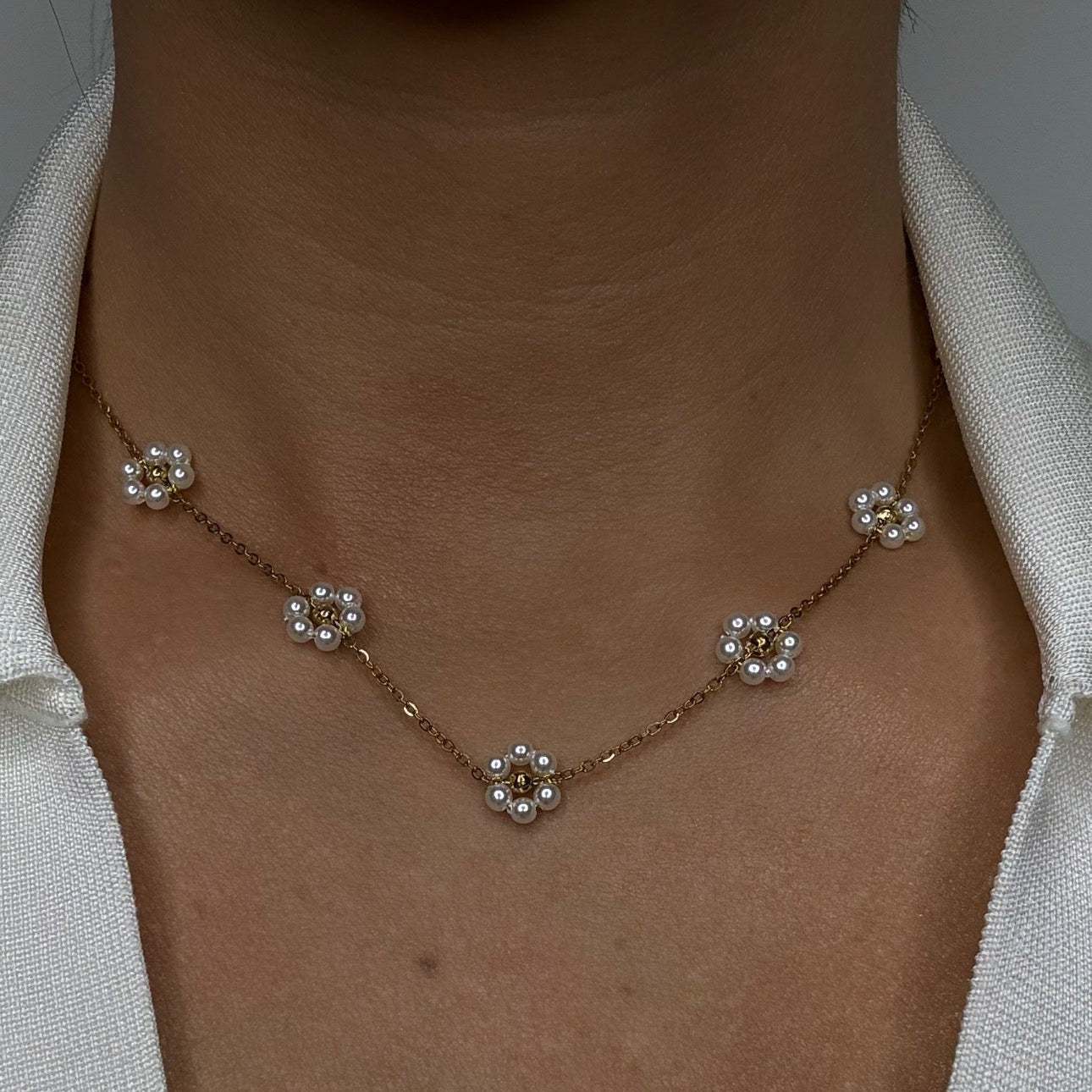 DANA Pearl Flower Necklace