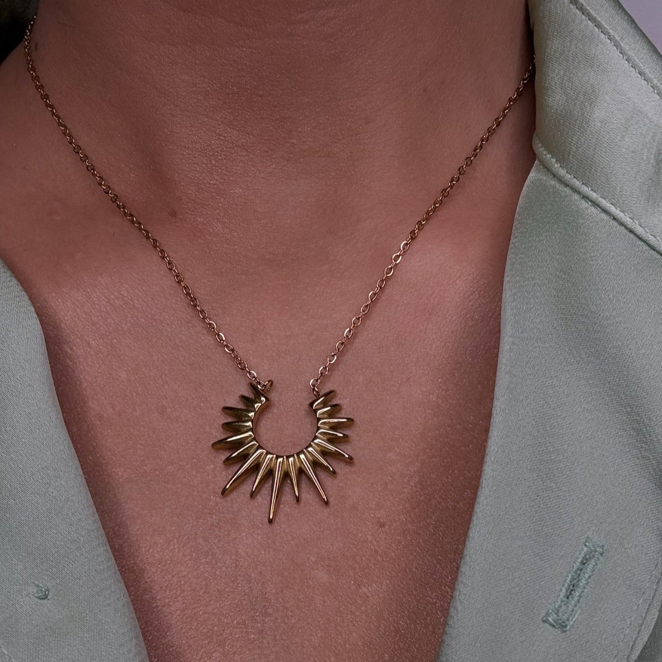 DANIELLE Golden Sun Necklace