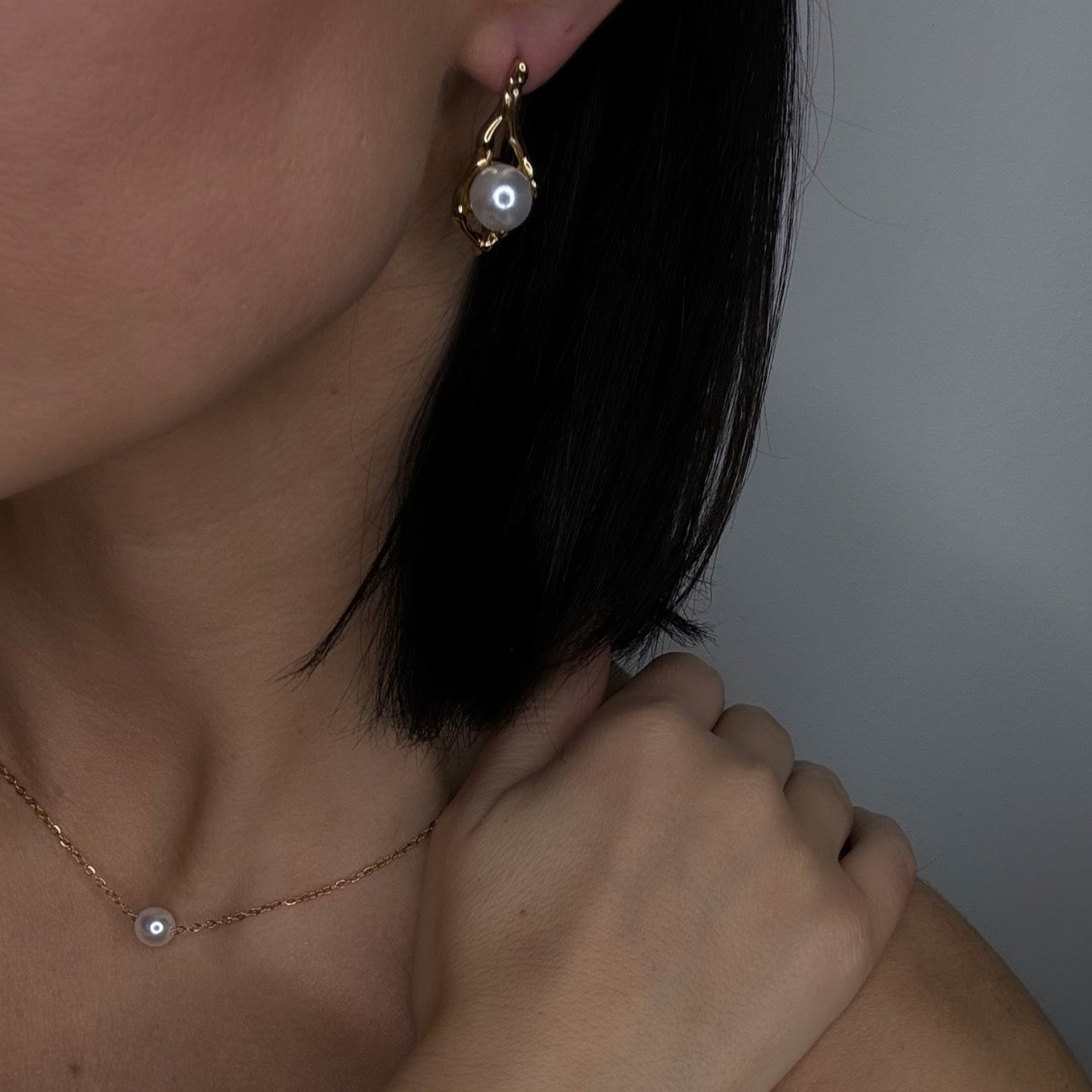 DEELE Pearl Earrings