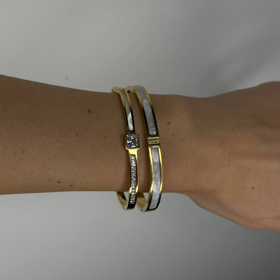 CONSTANCE Bangle with Zirconia