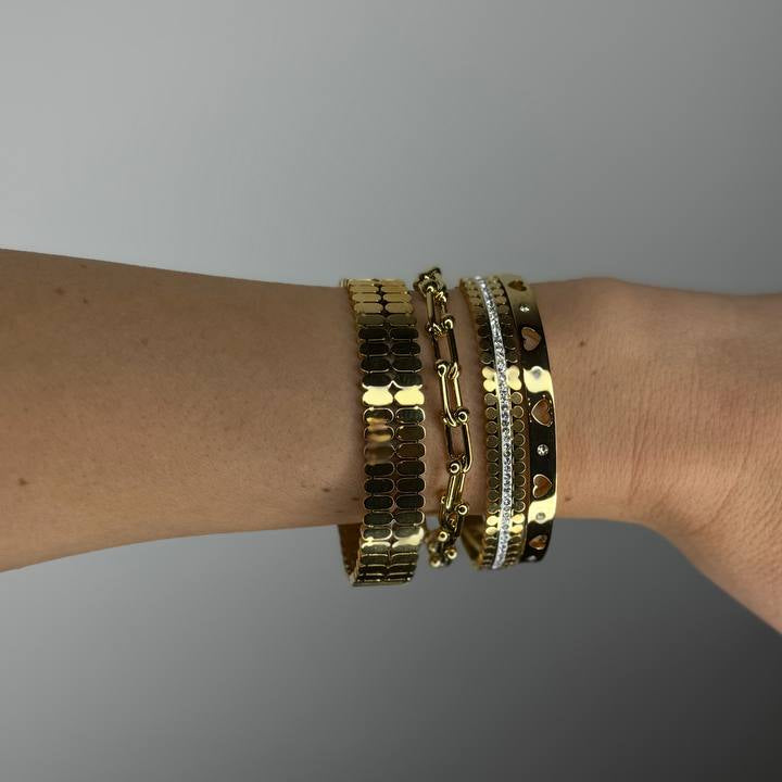 CLAIRE Bangle with Diamonds