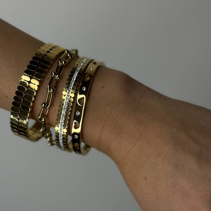 COLETTE Heart Love Bangle