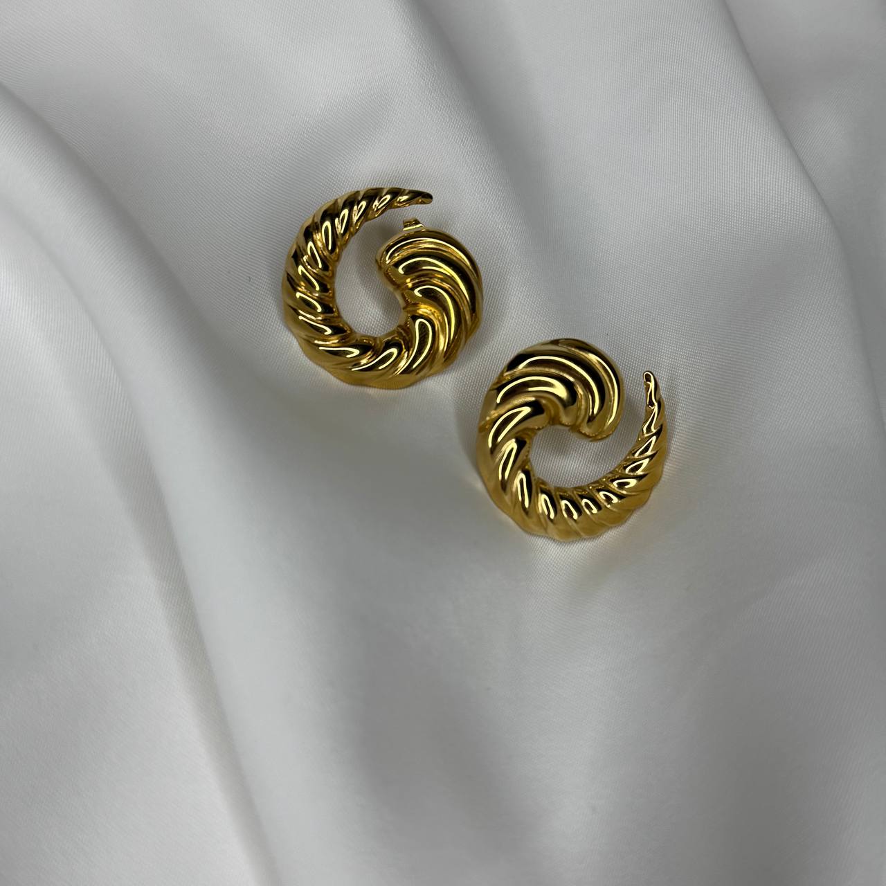 GLENN Marine Style Golden Statement Earrings